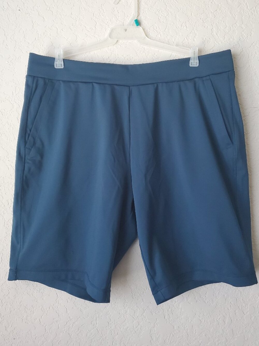 Lot of 2 32 Degrees Cool Mens Athletic Shorts XL Blue Elastic Waist Gym Shorts